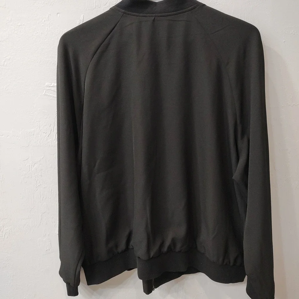 Roz & Ali Jacket‎ Women Sz 2X Black Zip Embroidered Burgundy roses Pockets Lined